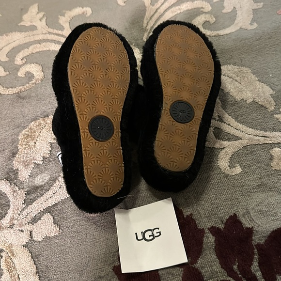 UGG Fluff Yeah slides Women’s 6 Nordstrom - Picture 3 of 4